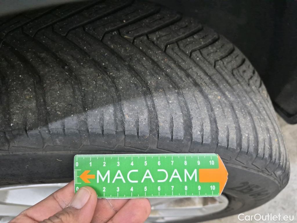  Renault  Captur  II Business 1.5 dCi 115CV BVA7 E6dT #7