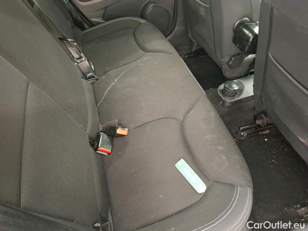  Renault  Clio  IV Business 1.5 dCi 90CV BVM5 E6 #17