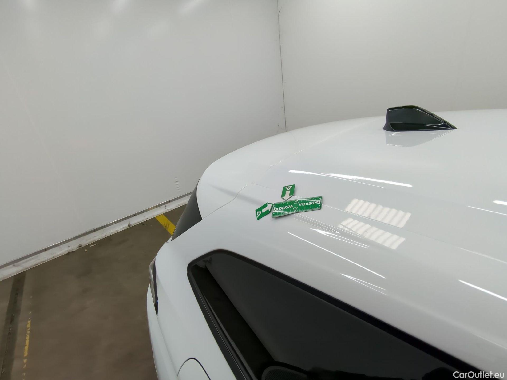  Peugeot  308 PEUGEOT  SW / 2021 / 5P / Break BlueHDi 130 EAT8 ALLURE #10