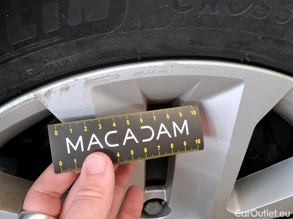  Renault  Captur  II Business 1.6 E-TECH Hybrid 145CV BVA6 E6d #17