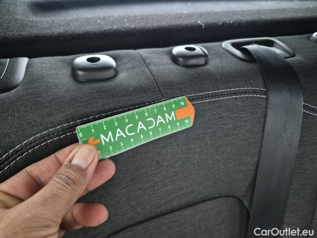  Renault  Captur  II Business 1.5 dCi 115CV BVA7 E6dT #27