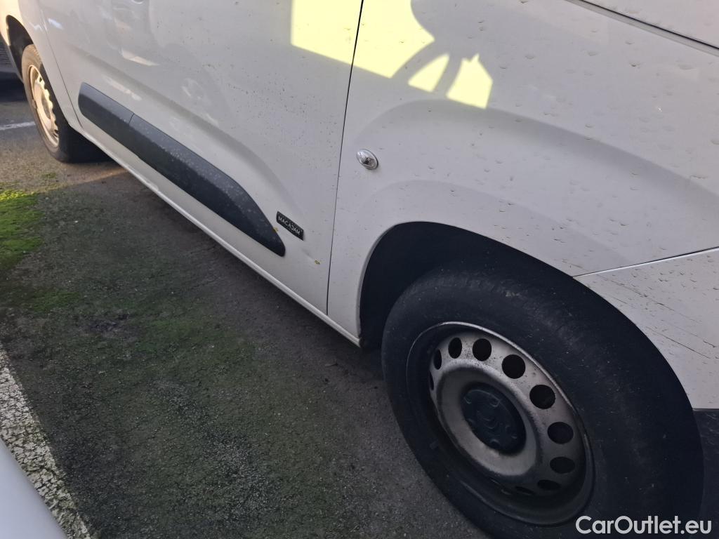  Citroen  Berlingo  Fourgon Club XL 950 1.5 BlueHDi 100CV BVM5 E6dT #47