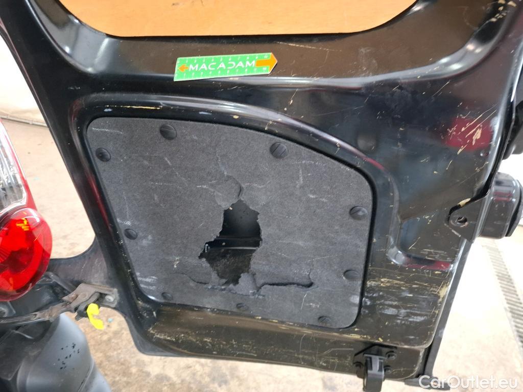  Citroen  Berlingo CITROEN  VU 4p Fourgonnette BlueHDi 100 S&S BVM Business XL #16