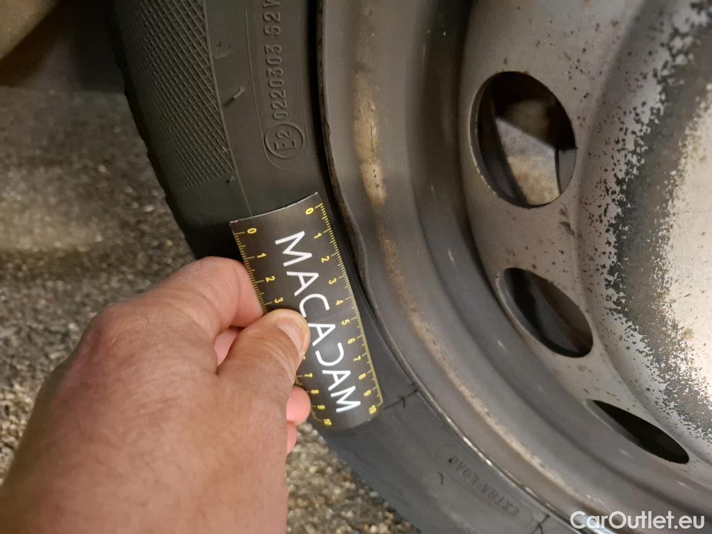  Citroen  Berlingo  Fourgon Club XL 950 1.5 BlueHDi 100CV BVM5 E6dT #80