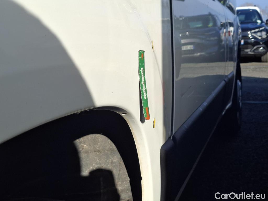  Peugeot  Boxer PEUGEOT  VU 4p Fourgon BLUEHDI 130 PREMIUM 333 L1H1 #8