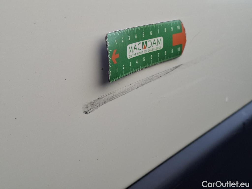  Peugeot  Boxer PEUGEOT  VU 4p Fourgon BLUEHDI 130 PREMIUM 333 L1H1 #21