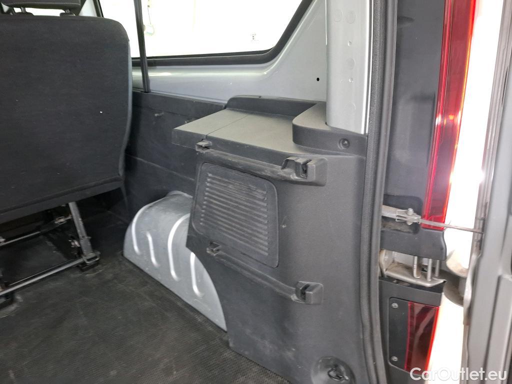  Opel  Vivaro  B Fourgon/Combi Combi L1H1 2 7t 1.6 turbo 120CV BVM6 9 Sieges E5 #4