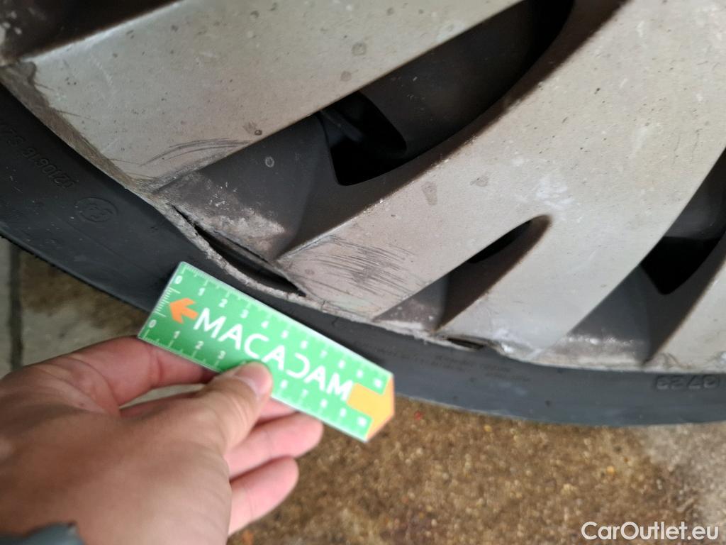  Citroen  Berlingo CITROEN  VU 4p Fourgonnette BlueHDi 100 S&S BVM Business XL #22