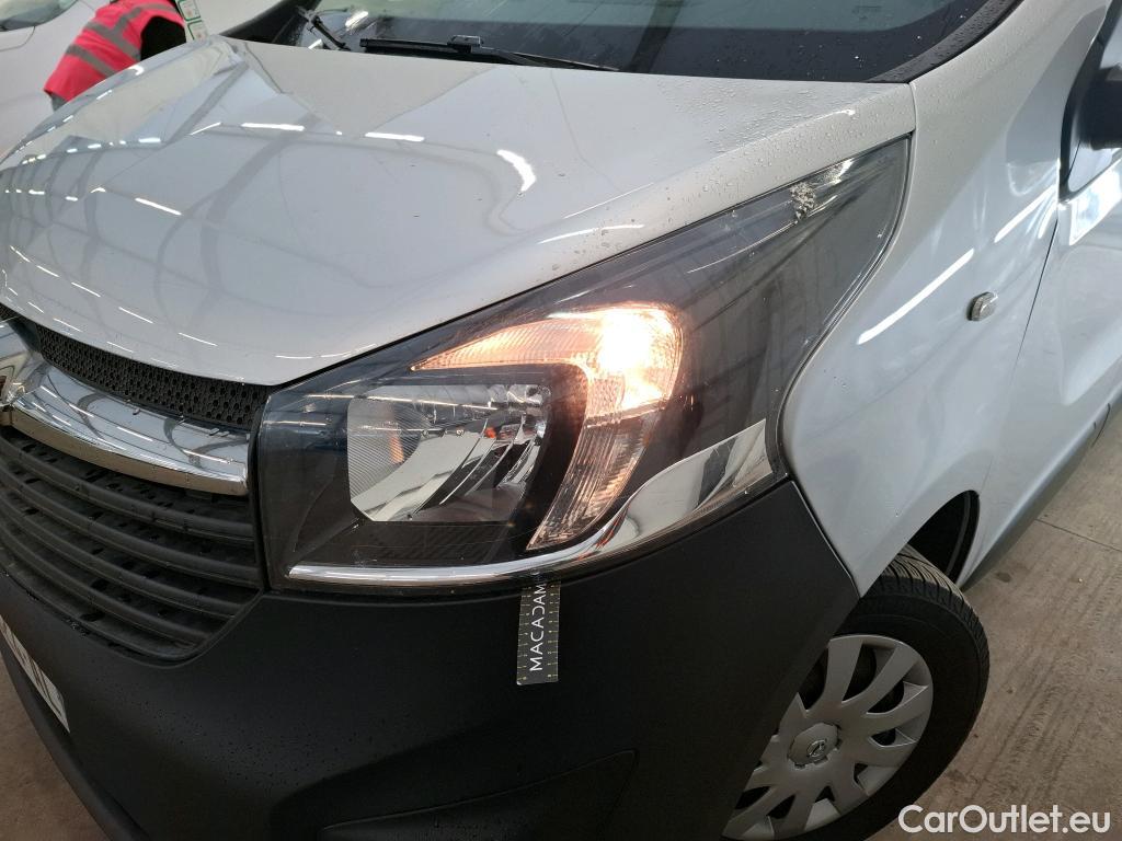  Opel  Vivaro  B Fourgon/Combi Combi L1H1 2 7t 1.6 turbo 120CV BVM6 9 Sieges E5 #29