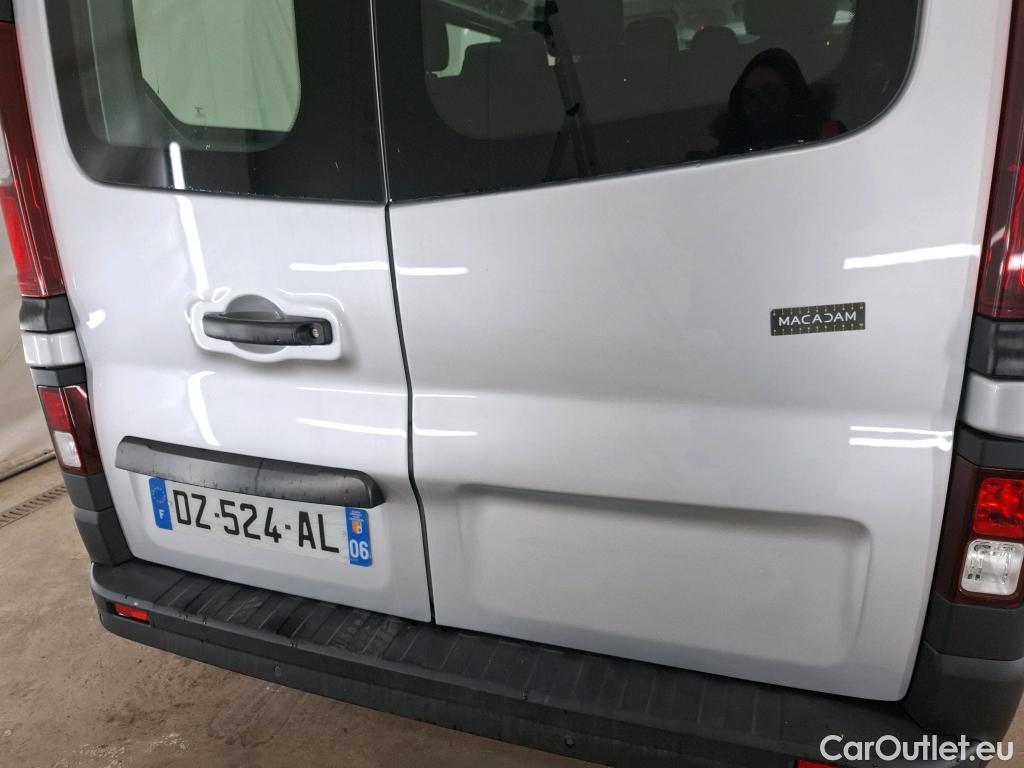  Opel  Vivaro  B Fourgon/Combi Combi L1H1 2 7t 1.6 turbo 120CV BVM6 9 Sieges E5 #26