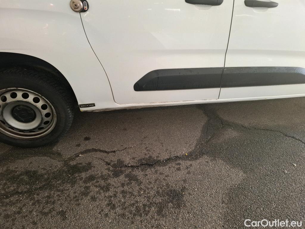  Citroen  Berlingo  Fourgon Club XL 950 1.5 BlueHDi 100CV BVM5 E6dT #1