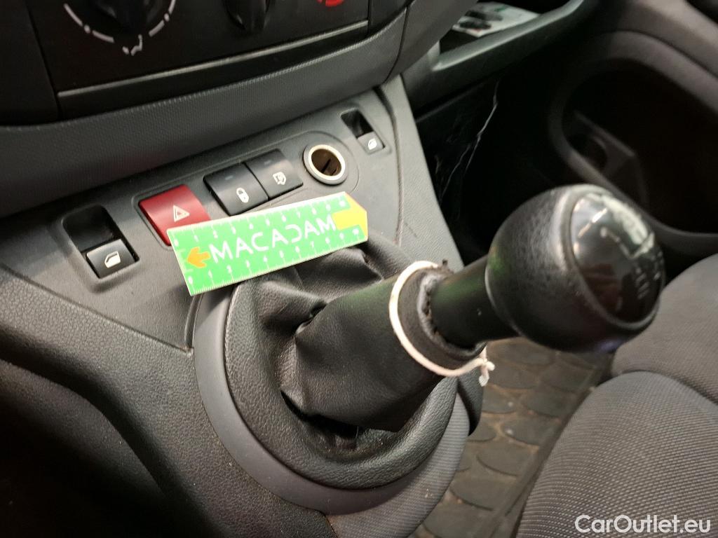  Citroen  Berlingo CITROEN  VU 4p Fourgonnette BlueHDi 100 S&S BVM Business XL #17