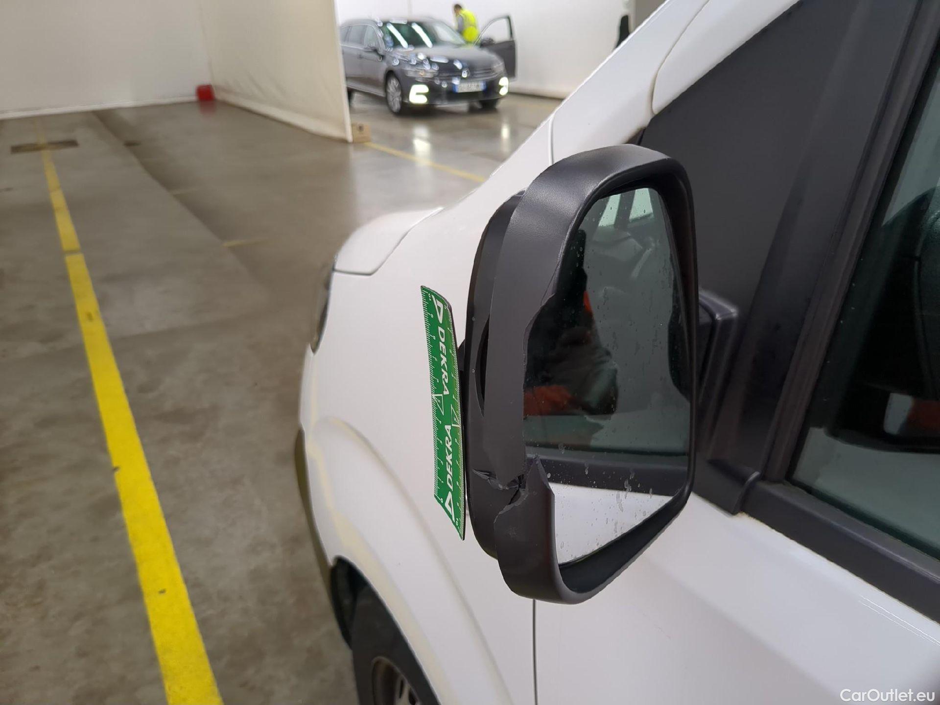  Citroen  Jumpy  Fourgon Club XL 2.0 BlueHDi 120CV BVM6 E6dT #15