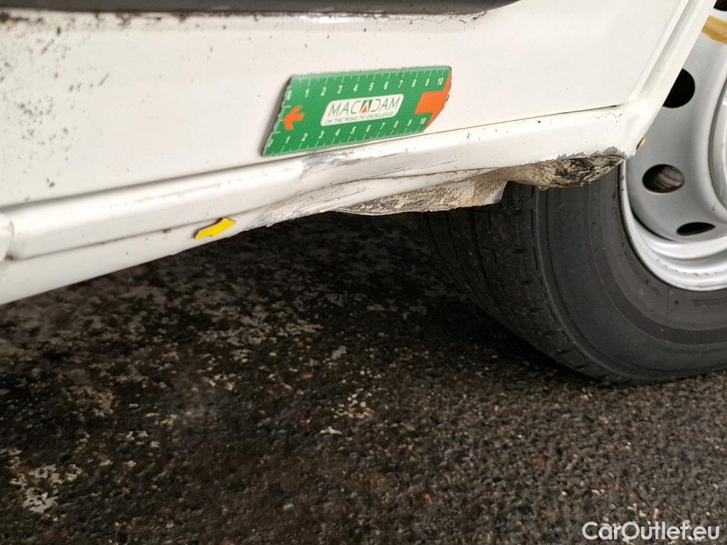  Peugeot  Boxer PEUGEOT  VU 4p Fourgon BLUEHDI 130 PREMIUM 333 L1H1 #2