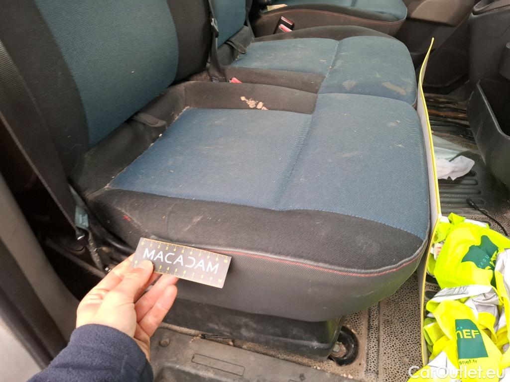  Renault  Master  Fourgon L2H2 3 5 Grand Confort dCi 125CV BVM6 E5 #51