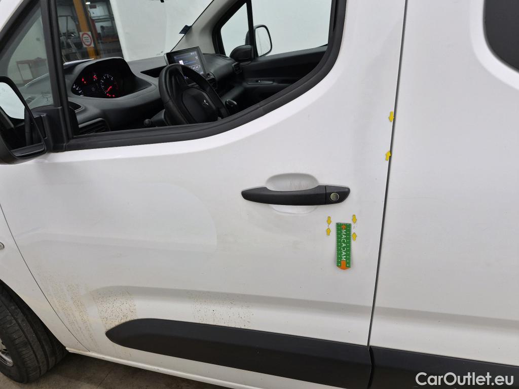  Peugeot  Partner PEUGEOT  / 2018 / 4P / Fourgonnette BHDI 100 S&S STANDARD 1000KG PREMIUM #22