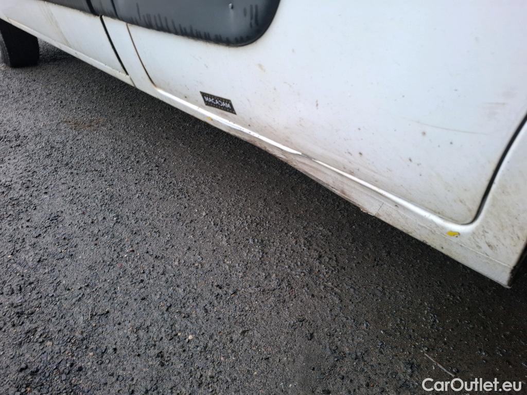  Renault  Master  Fourgon L2H2 3 5 Grand Confort dCi 125CV BVM6 E5 #15