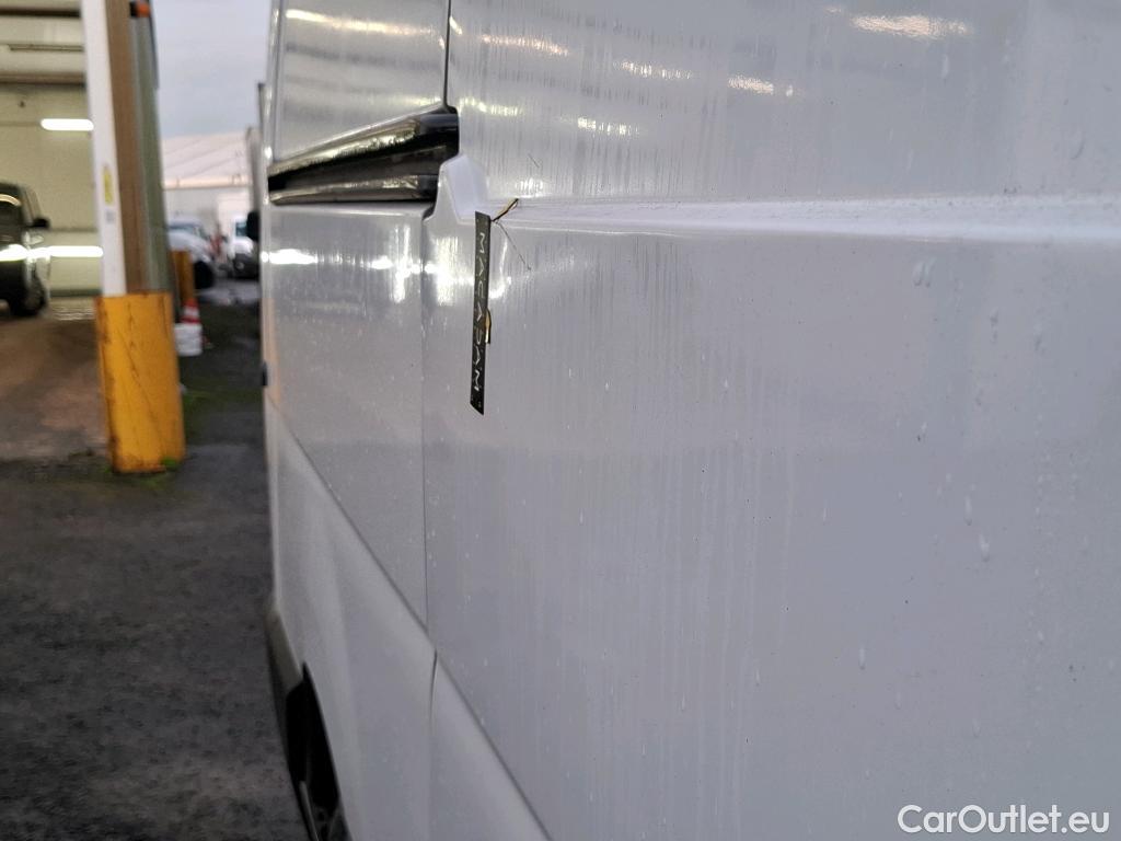  Renault  Master  Fourgon L2H2 3 5 Grand Confort dCi 125CV BVM6 E5 #45