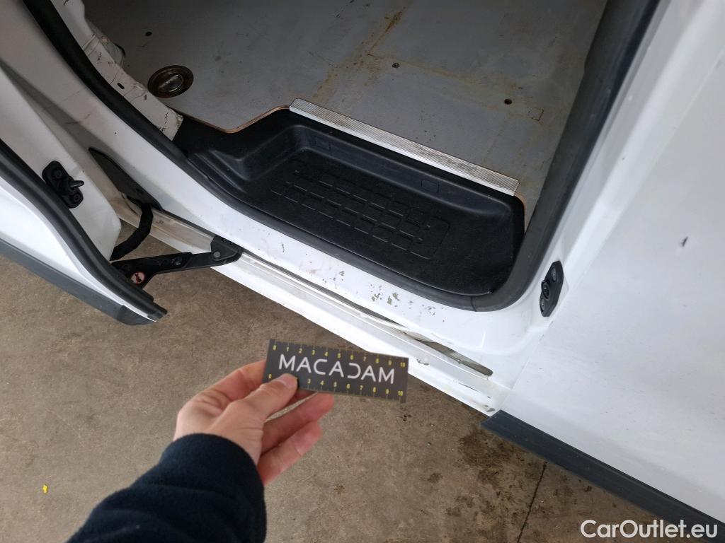  Peugeot  Expert  Fourgon Premium Compact 1.5 HDi 120CV BVM6 E6dT #49