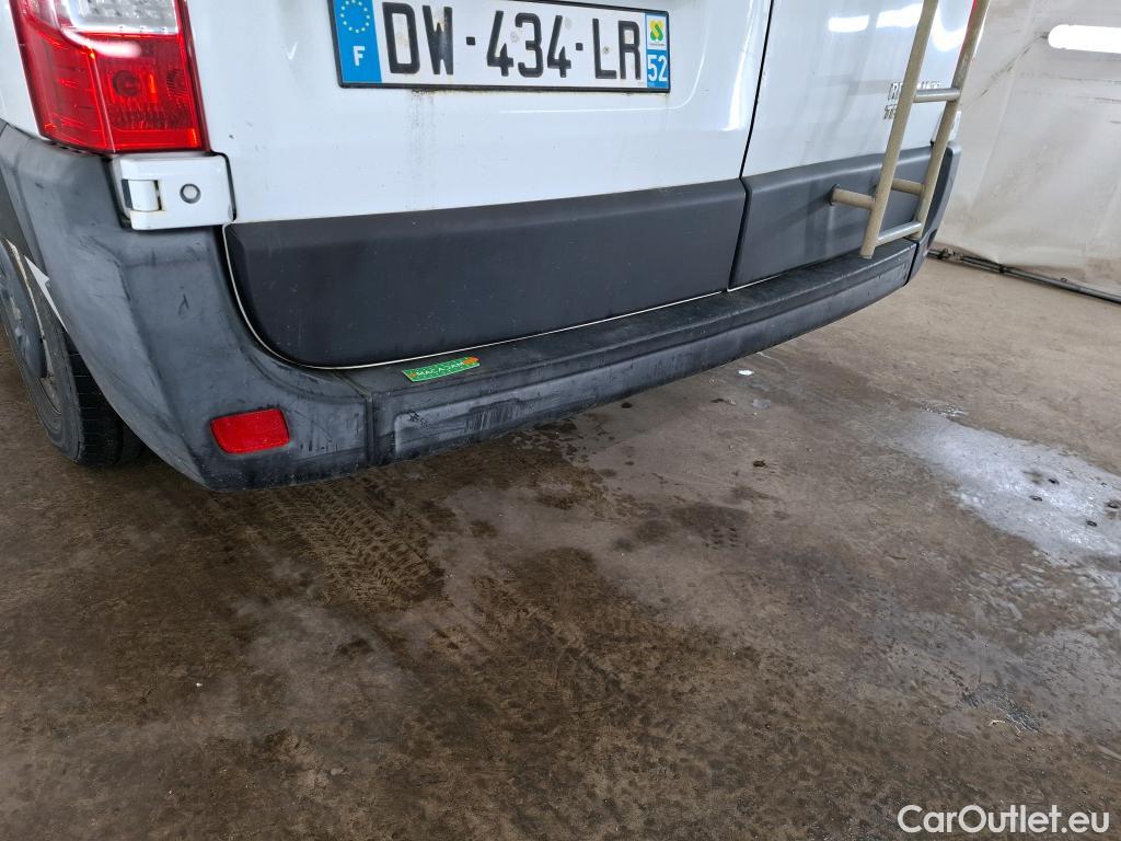  Renault  Master  III Fourgon L2H2 3 5 Grand Confort dCi 125CV BVM6 E5 #51