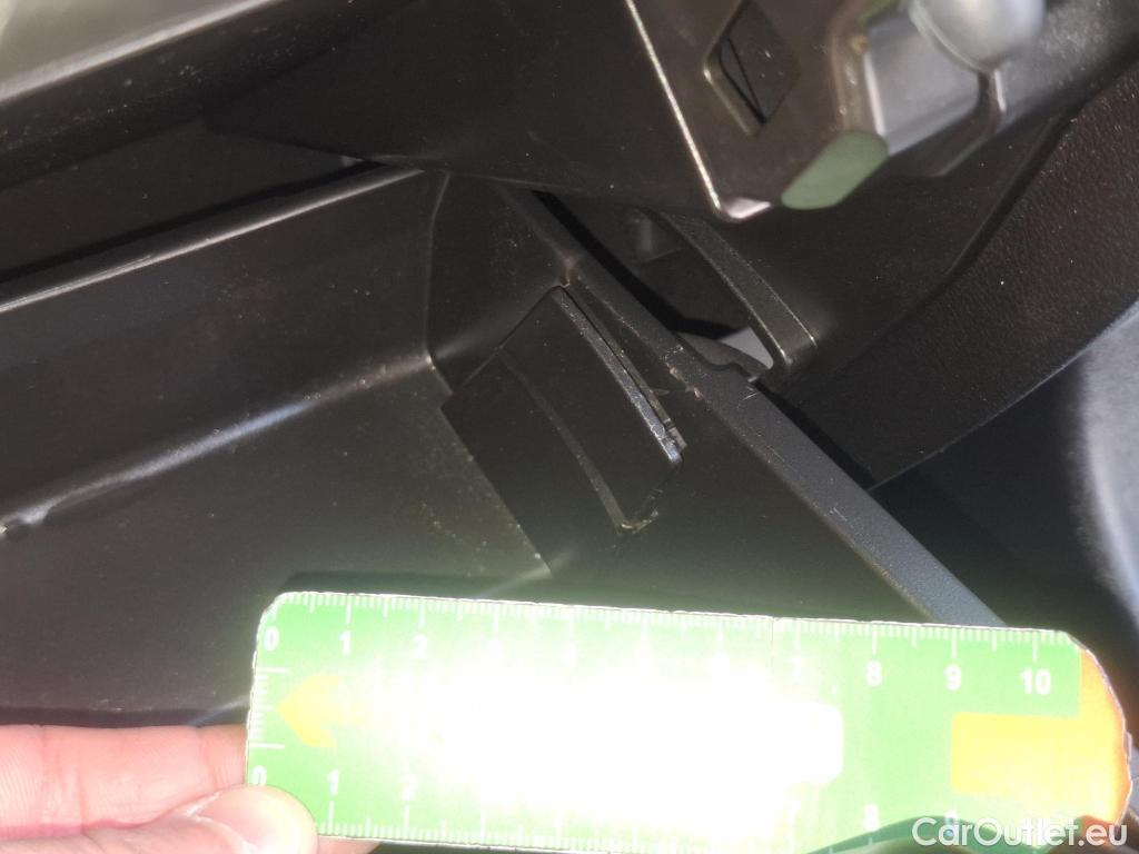  Peugeot  Boxer PEUGEOT  VU 4p Fourgon BLUEHDI 130 PREMIUM 333 L1H1 #31