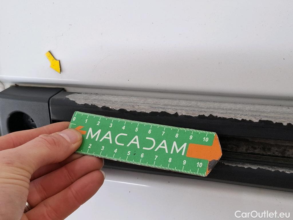  Renault  Master  III Fourgon L2H2 3 5 Grand Confort dCi 125CV BVM6 E5 #44