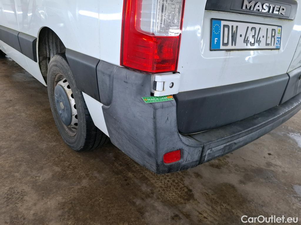  Renault  Master  III Fourgon L2H2 3 5 Grand Confort dCi 125CV BVM6 E5 #56