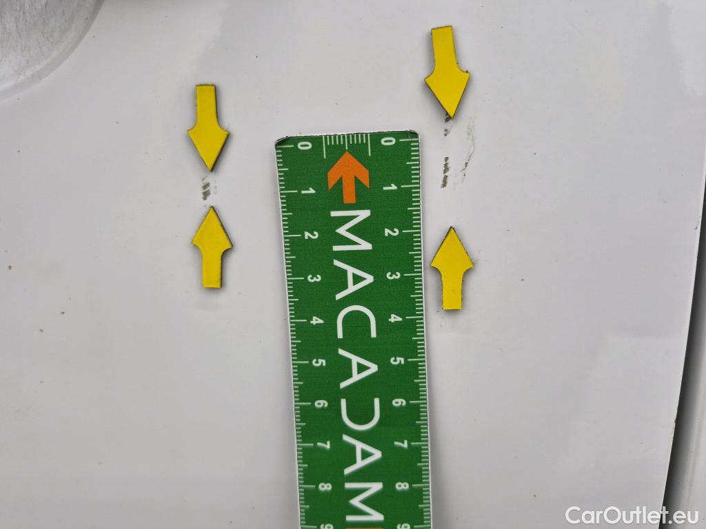  Peugeot  Partner PEUGEOT  / 2018 / 4P / Fourgonnette BHDI 100 S&S STANDARD 1000KG PREMIUM #23