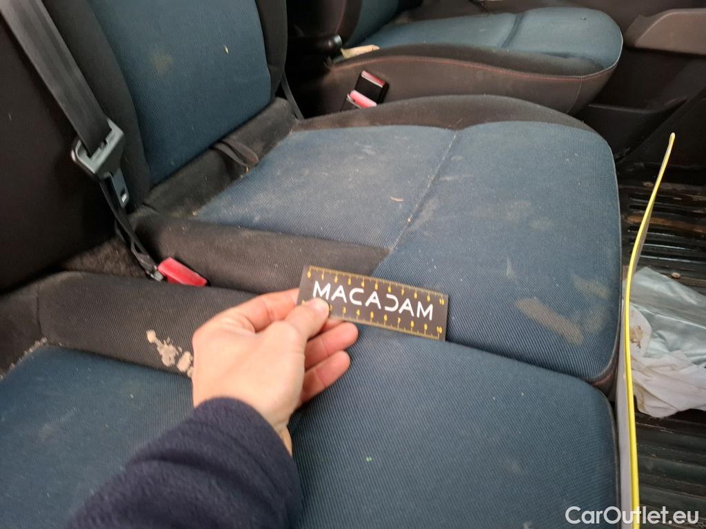  Renault  Master  Fourgon L2H2 3 5 Grand Confort dCi 125CV BVM6 E5 #52