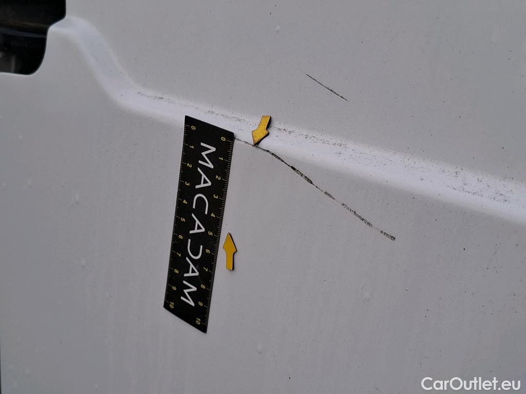  Renault  Master  Fourgon L2H2 3 5 Grand Confort dCi 125CV BVM6 E5 #46