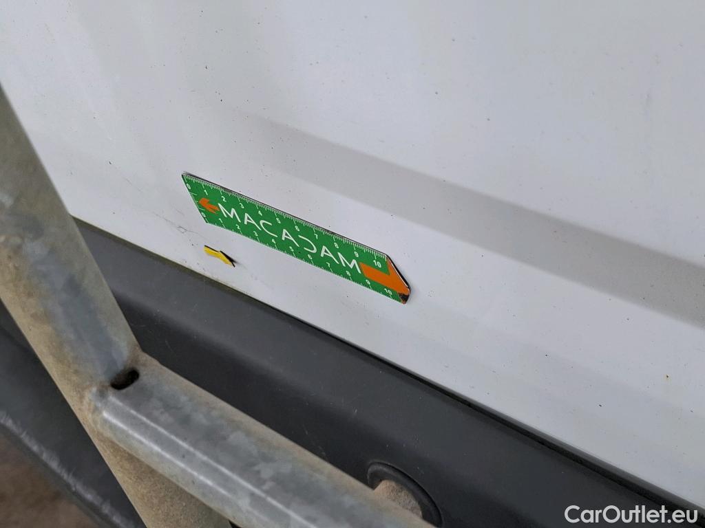  Renault  Master  III Fourgon L2H2 3 5 Grand Confort dCi 125CV BVM6 E5 #5