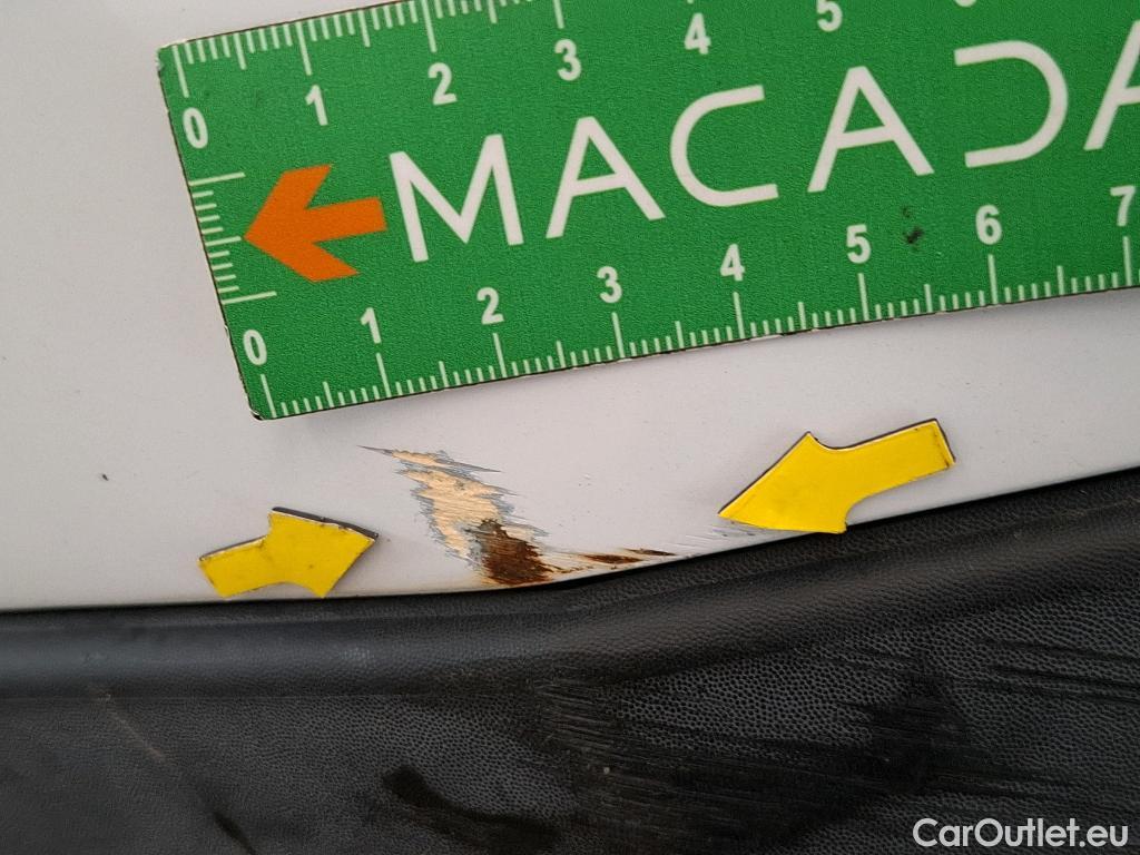  Renault  Master  III Fourgon L2H2 3 5 Grand Confort dCi 125CV BVM6 E5 #63