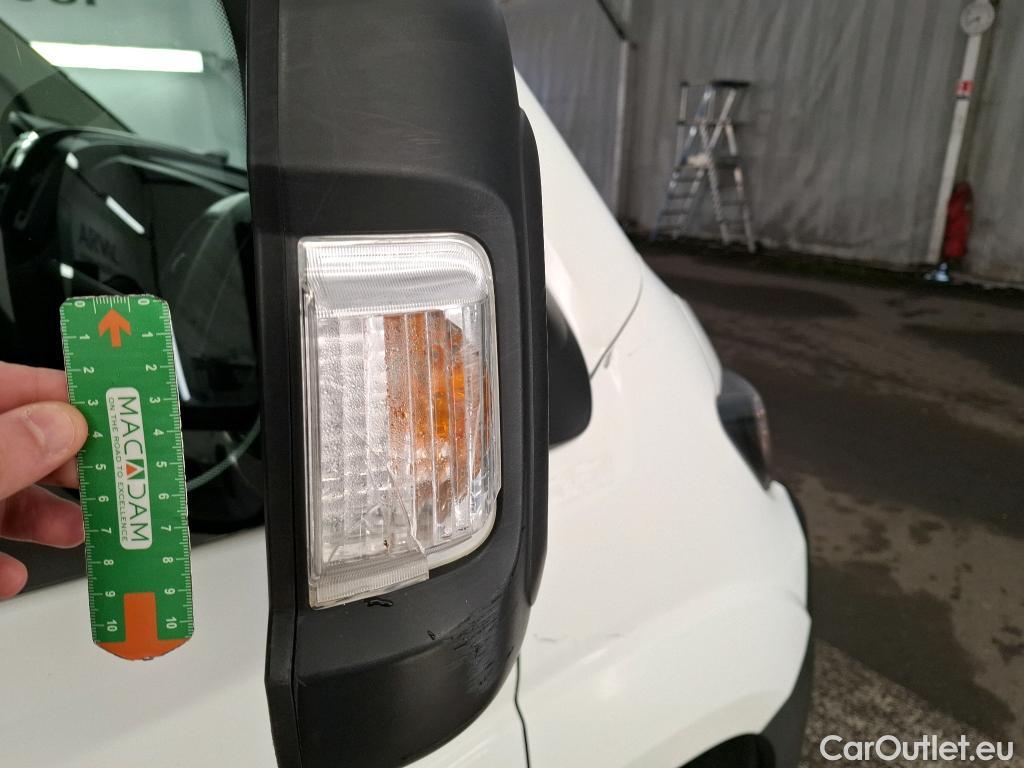  Peugeot  Boxer PEUGEOT  VU 4p Fourgon BLUEHDI 130 PREMIUM 333 L1H1 #68