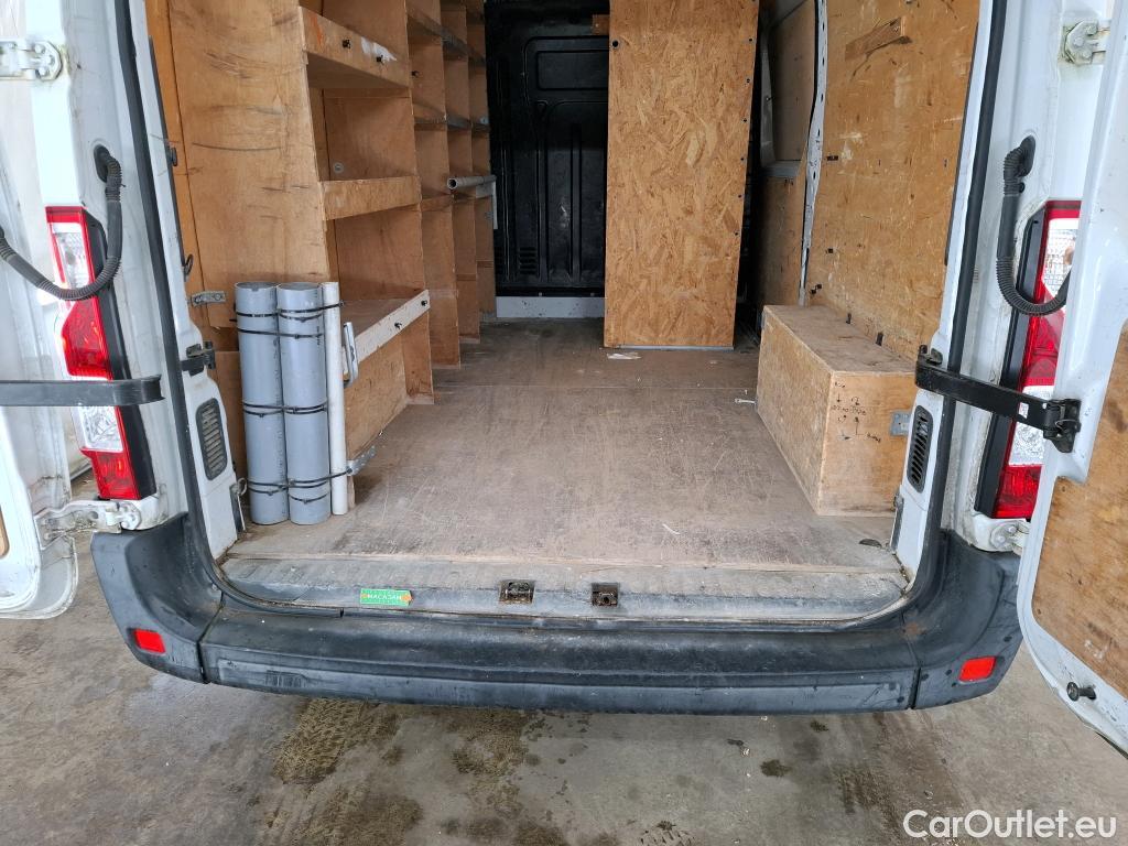  Renault  Master  III Fourgon L2H2 3 5 Grand Confort dCi 125CV BVM6 E5 #33
