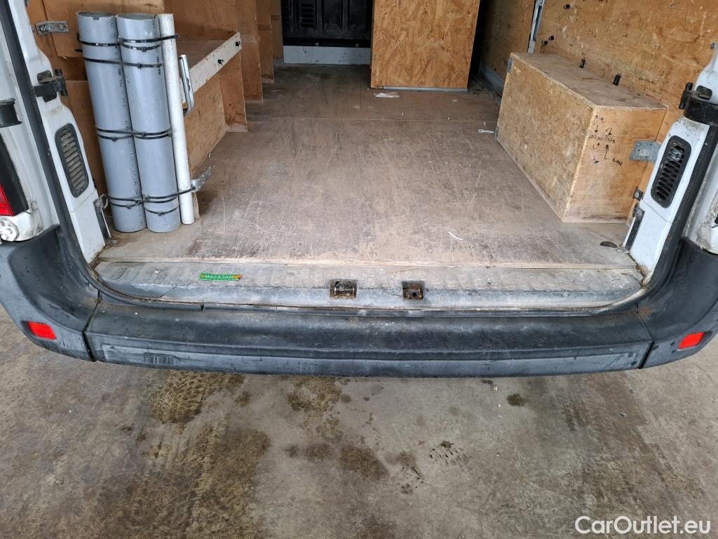  Renault  Master  III Fourgon L2H2 3 5 Grand Confort dCi 125CV BVM6 E5 #38