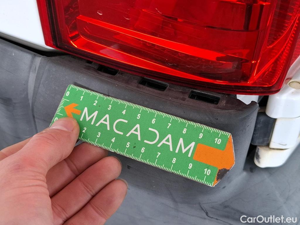  Renault  Master  III Fourgon L2H2 3 5 Grand Confort dCi 125CV BVM6 E5 #57