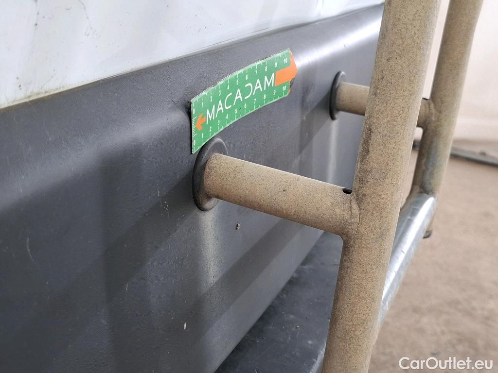  Renault  Master  III Fourgon L2H2 3 5 Grand Confort dCi 125CV BVM6 E5 #29