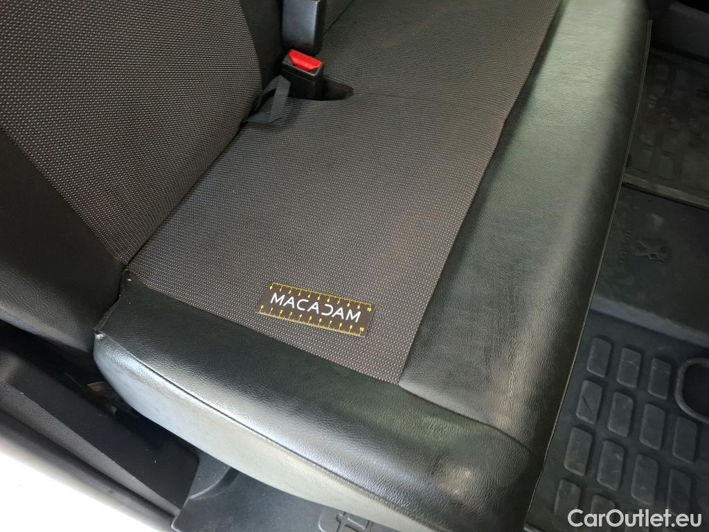  Peugeot  Expert  Fourgon Premium Compact 1.5 HDi 120CV BVM6 E6dT #36