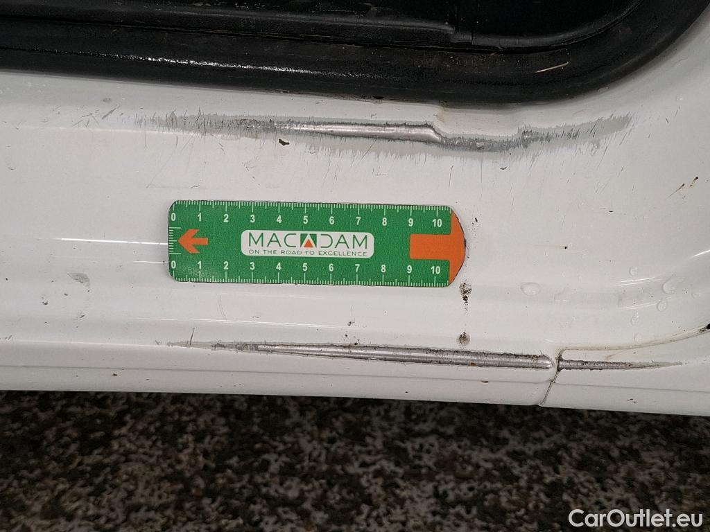  Peugeot  Boxer PEUGEOT  VU 4p Fourgon BLUEHDI 130 PREMIUM 333 L1H1 #54