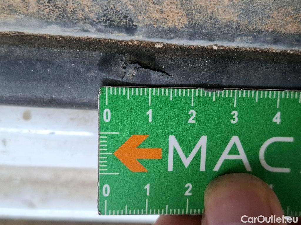  Renault  Master  III Fourgon L2H2 3 5 Grand Confort dCi 125CV BVM6 E5 #32