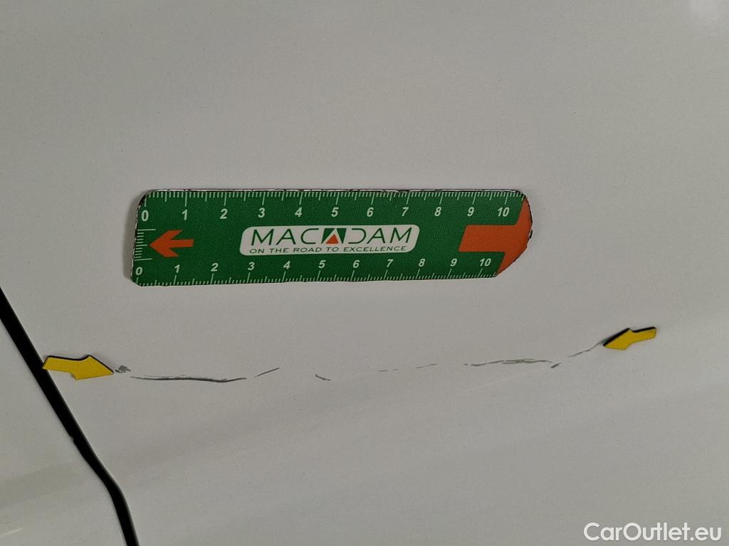  Peugeot  Boxer PEUGEOT  VU 4p Fourgon BLUEHDI 130 PREMIUM 333 L1H1 #37