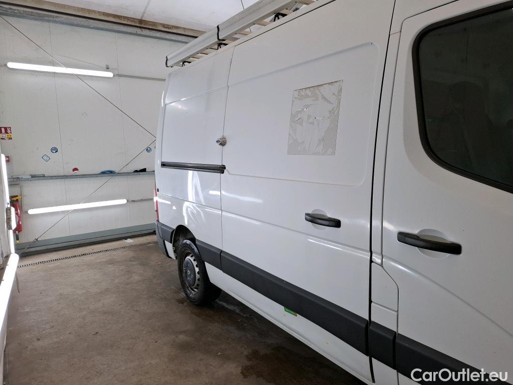 Renault  Master  III Fourgon L2H2 3 5 Grand Confort dCi 125CV BVM6 E5 #12