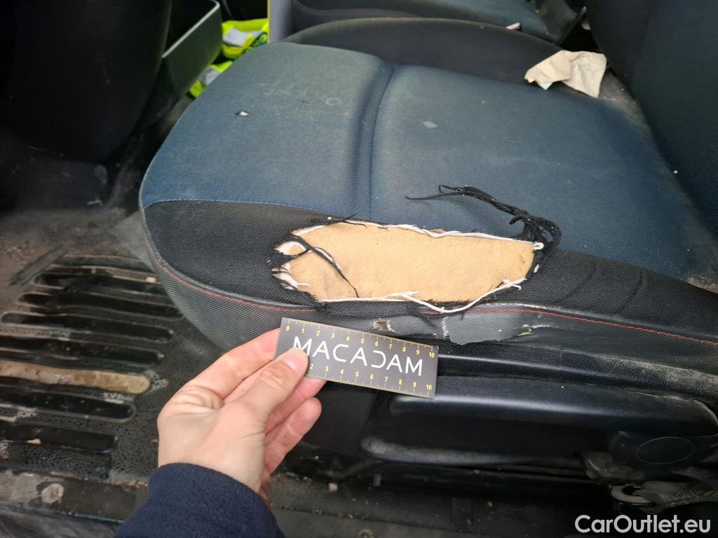  Renault  Master  Fourgon L2H2 3 5 Grand Confort dCi 125CV BVM6 E5 #6