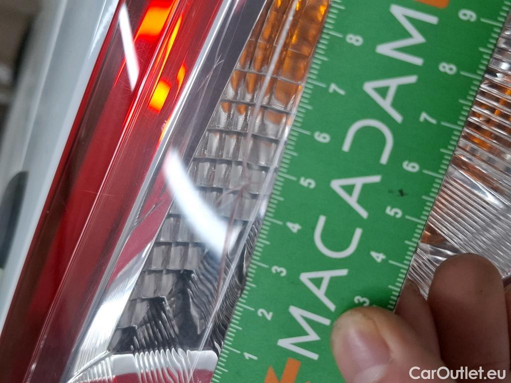  Renault  Master  III Fourgon L2H2 3 5 Grand Confort dCi 125CV BVM6 E5 #26