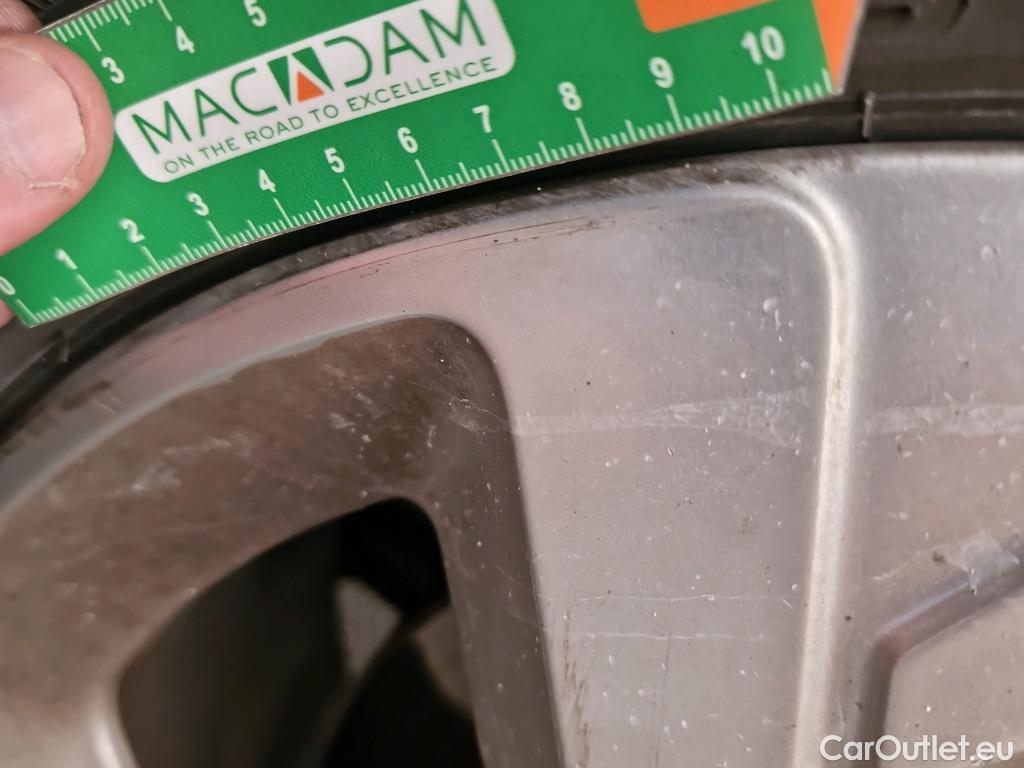  Citroen  C5 CITROEN  Aircross / 2018 / 5P / SUV Hybrid 225 ë-EAT8 Business #24