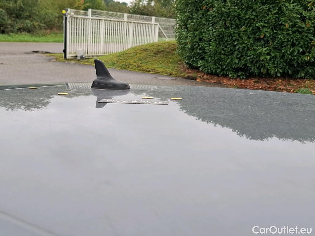  Audi  A3 AUDI  Sportback / 2016 / 5P / Berline 35 TFSI 150 COD S TRONIC BUSINESS LINE #7