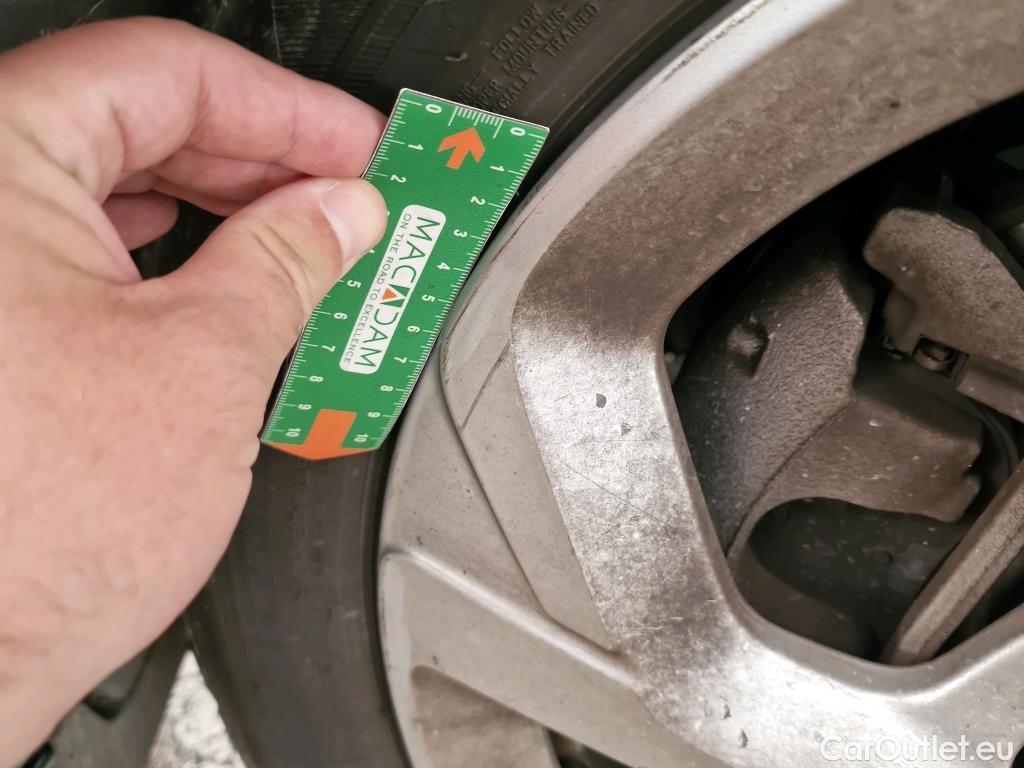  Citroen  C5 CITROEN  Aircross / 2018 / 5P / SUV Hybrid 225 ë-EAT8 Business #55