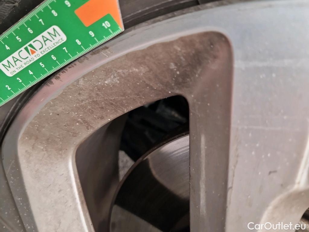  Citroen  C5 CITROEN  Aircross / 2018 / 5P / SUV Hybrid 225 ë-EAT8 Business #25