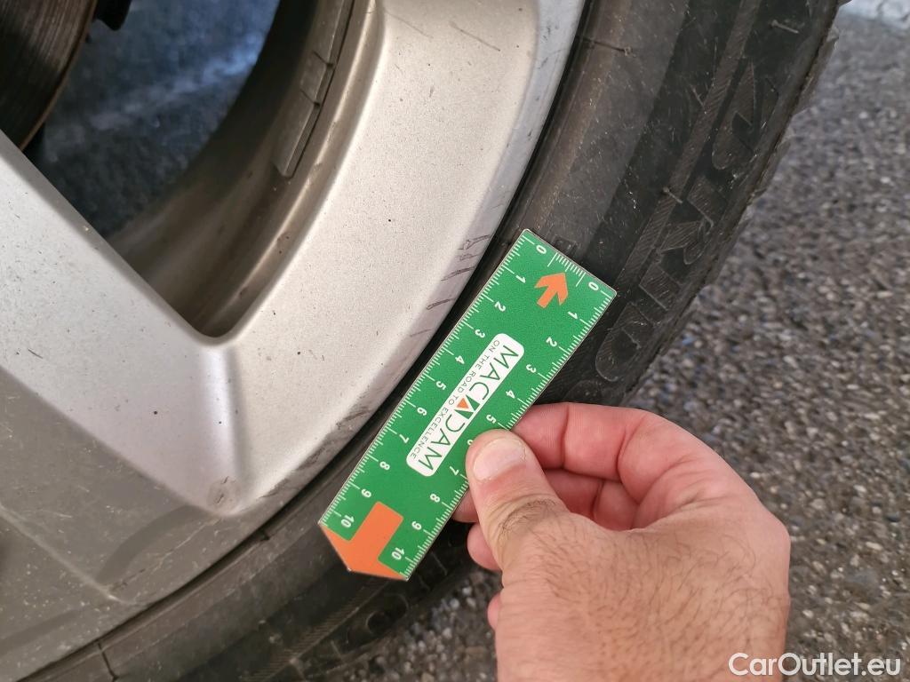  Citroen  C5 CITROEN  Aircross / 2018 / 5P / SUV Hybrid 225 ë-EAT8 Business #32