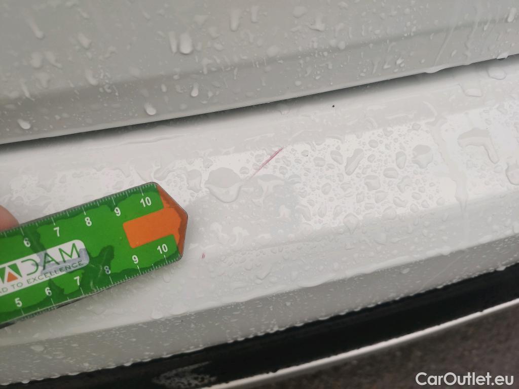  Audi  Q2 AUDI  / 2016 / 5P / todoterreno Design 30 TFSI 85kW (116CV) #16